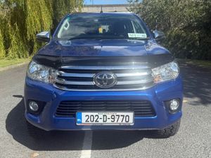 202 Toyota Hilux Automatic LOW MILEAGE - Image 2