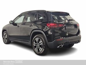 Mercedes-Benz GLA 200D Progressive With Nightpack - Image 4