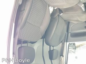 Renault Kangoo Business - Image 4