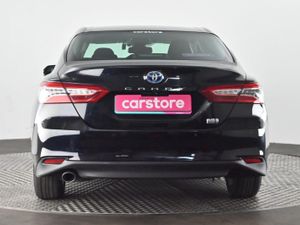 Toyota Camry 2.5 Hybrid  reverse Cam privacy Glas - Image 4