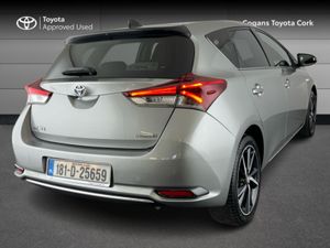 Toyota Auris AURIS HYBRID LUNA SPORT - Image 2
