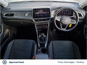 Volkswagen T-Roc Style 1.0 TSI 110BHP Stunning SU - Image 2