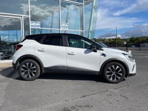 Renault Captur Limited 1.0 Petrol - Image 2