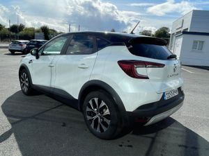 Renault Captur Limited 1.0 Petrol - Image 4