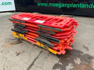 14 No : PEDESTRIAN SAFETY BARRIERS.........#014.. - Image 4