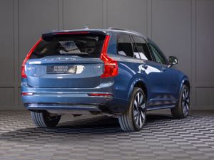 242 Volvo XC90 Recharge T8 Plus 7 Seater - Image 3