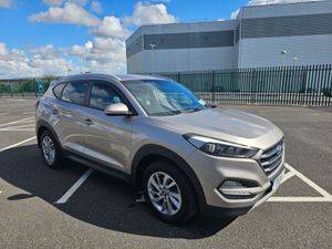 Hyundai Tucson 1.7 CRDI, LOW MILES, EXECUTIVE MODE - Image 3