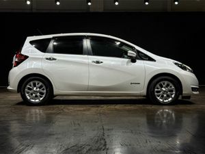 Nissan Note MEDALIST EDITION - 1.2 E-POWER HYBRID - Image 3
