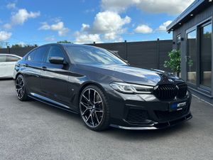 2021/211 BMW 520D G30 MSPORT LCI - Image 3