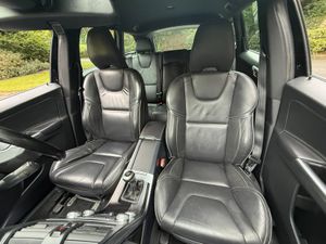 A Stunning, Volvo XC60 D4 FWD  R-Design 5DR. New N - Image 3
