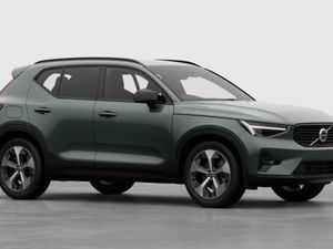 Volvo XC40 B3 Mhev  order Now - Image 4