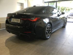 BMW i4 EDRIVE40 M SPORT ** Tech Pack ** - Image 2