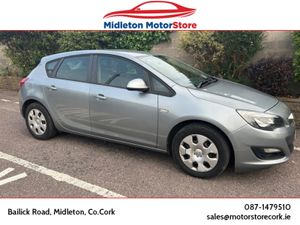 Opel Astra NCT 02-26 1.4 I 100PS 5DR - Image 2