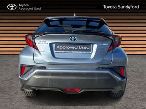 Toyota C-HR HYBRID SPORT // REAR CAMERA // BLUETOO - Image 4