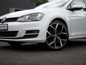 2014 VOLKSWAGEN GOLF 1.2 TSI AUTO - Image 3