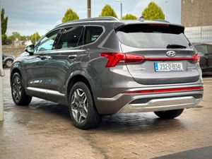 Hyundai Santa Fe 1.6 Phev 4WD Executive Plus Auto - Image 4