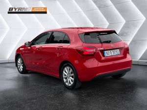 MERCEDES BENZ A180 STYLE AUTO, 2016 - Image 3