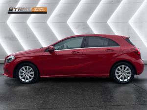 MERCEDES BENZ A180 STYLE AUTO, 2016 - Image 2