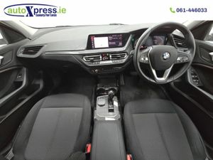 BMW 1-Series 118D Play Automatic, Reversing camera - Image 2