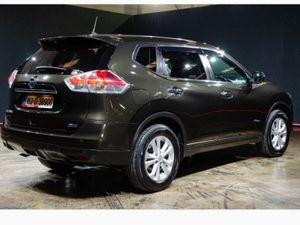 Nissan X-Trail SPACIOUS FAMILY SUV 2.0L PETROL SEL - Image 4