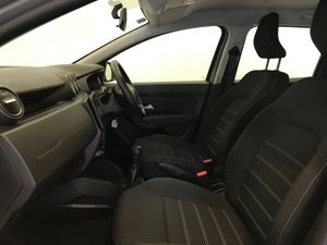 Dacia Duster 2023 - Image 3