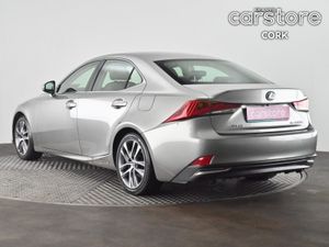 Lexus IS 300h Luxury - Image 3