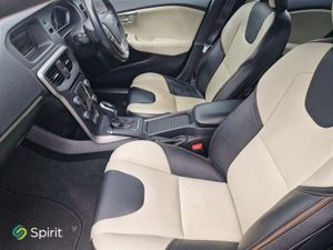 Volvo V40 D3 150hp Automatic  cross Country  Full - Image 4