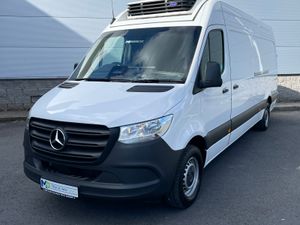 2025 Sprinter 315/43 Freezer Spec Fridge Van - Image 2