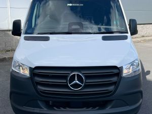 2025 Sprinter 315/43 Freezer Spec Fridge Van - Image 2