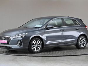Hyundai i30 1.6d Deluxe Plus  half Leather carpla - Image 4