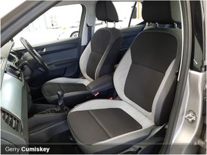 Skoda Fabia Ambition 1.0 MPI 60 BHP - Image 4