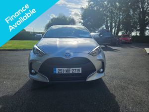 2025 Toyota Yaris 1.5 Hybid Automatic - Image 3