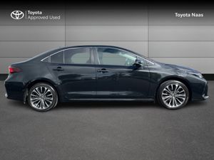 Toyota Corolla COROLLA LUNA SPORT SALOON - Image 3