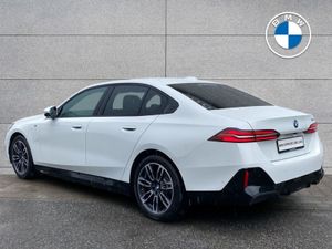 BMW 5 Series 530e M Sport Saloon - Image 3