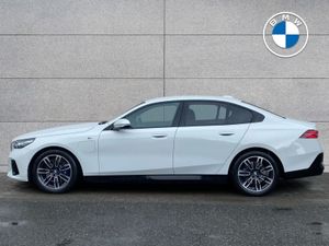 BMW 5 Series 530e M Sport Saloon - Image 4