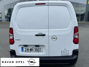 Opel Combo Komfort SWB 1.5 TD 100Ps - Image 2