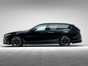 BMW 5-Series 530E M SPORT - Image 4