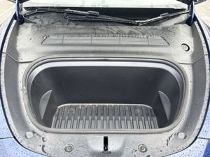 Tesla Model Y Rear-wheel Drive  11 000km - Image 4