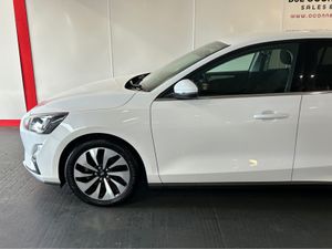 Ford Focus ZETEC TDCI - Image 2
