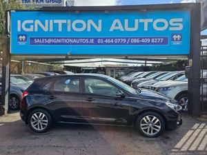 Hyundai i30 1.4 PETROL, DELUXE MODEL, FINANCE, WAR - Image 2