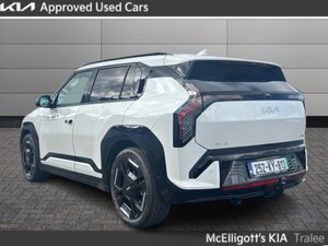 Kia EV3 EARTH GT LINE LONG RANGE - Image 3