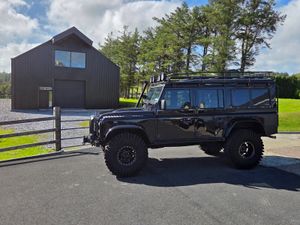 Land-rover Defender - Image 3