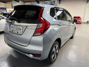 2019 Honda Fit 1.5 Hybrid Auto, Car Play - Image 4