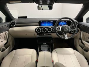 Mercedes-Benz CLA 180 Progressive - Reversing Cam - Image 4