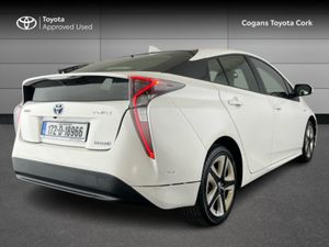 Toyota Prius PRIUS HYBRID LUXURY - Image 2