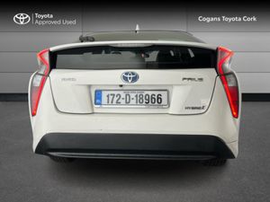 Toyota Prius PRIUS HYBRID LUXURY - Image 4