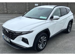 Hyundai Tucson IX35 EXECUTIVE PLUS DIESEL 5 5DR - Image 2