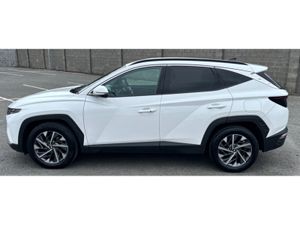 Hyundai Tucson IX35 EXECUTIVE PLUS DIESEL 5 5DR - Image 4