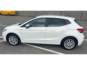 SEAT Ibiza 1.0 MPI 80HP SE 5DR - Image 4