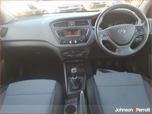 Hyundai i20 1.2 Classic - Image 4